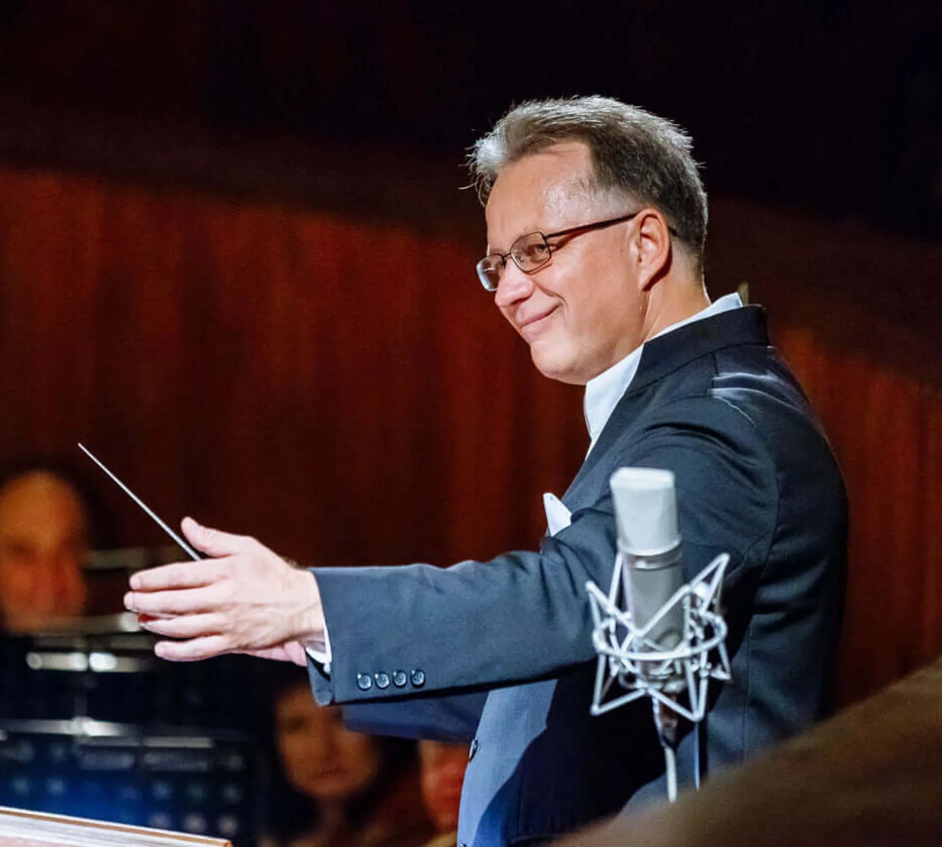 Andriy Yurkevych Conducts Beethoven And Dvořák