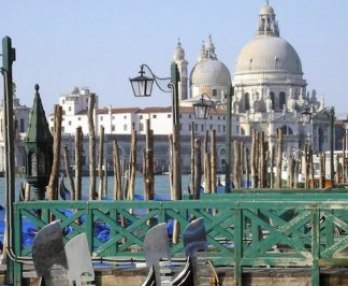 ヴェネチア・クラシック：ゴンドラ遊船と市内散策ゴンドラ、ウォーキングツアー