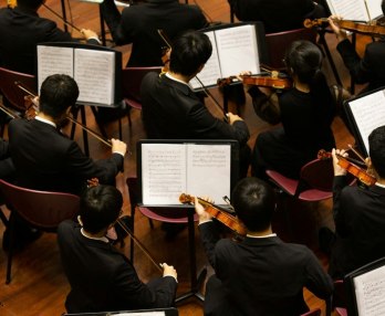 Neil Thomson conducts Rimsky-Korsakov, Rodrigo and Elgar