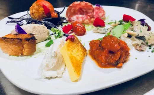 Wine Tasting and Dinner in Elegant Surroundings