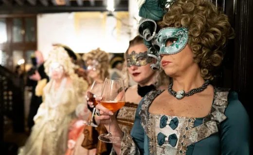 Ball Masque Tiepolo