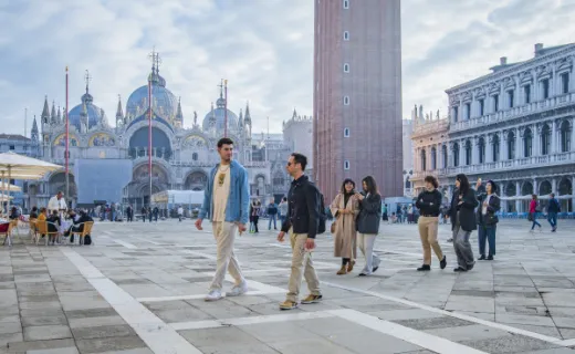 Afternoon in Venice, Basilica, Doge´s Palace and Gondola