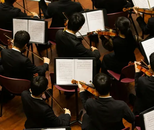 Neil Thomson conducts Rimsky-Korsakov, Rodrigo and Elgar