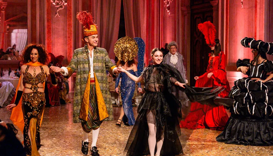 Carnival Extravaganza, Karneval in Venedig 2027